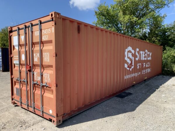 154315 | 40' shipping container w/ lock box (cargo worthy)