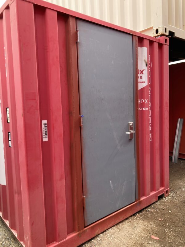 2019006 w/ lock box, rollup door and man door | 20' shipping container (iicl)