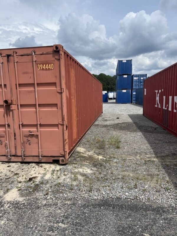 394440 | 40' shipping container (cargo worthy)