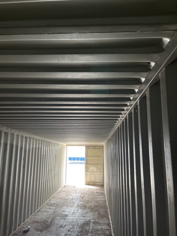 394440 | 40' shipping container (cargo worthy)