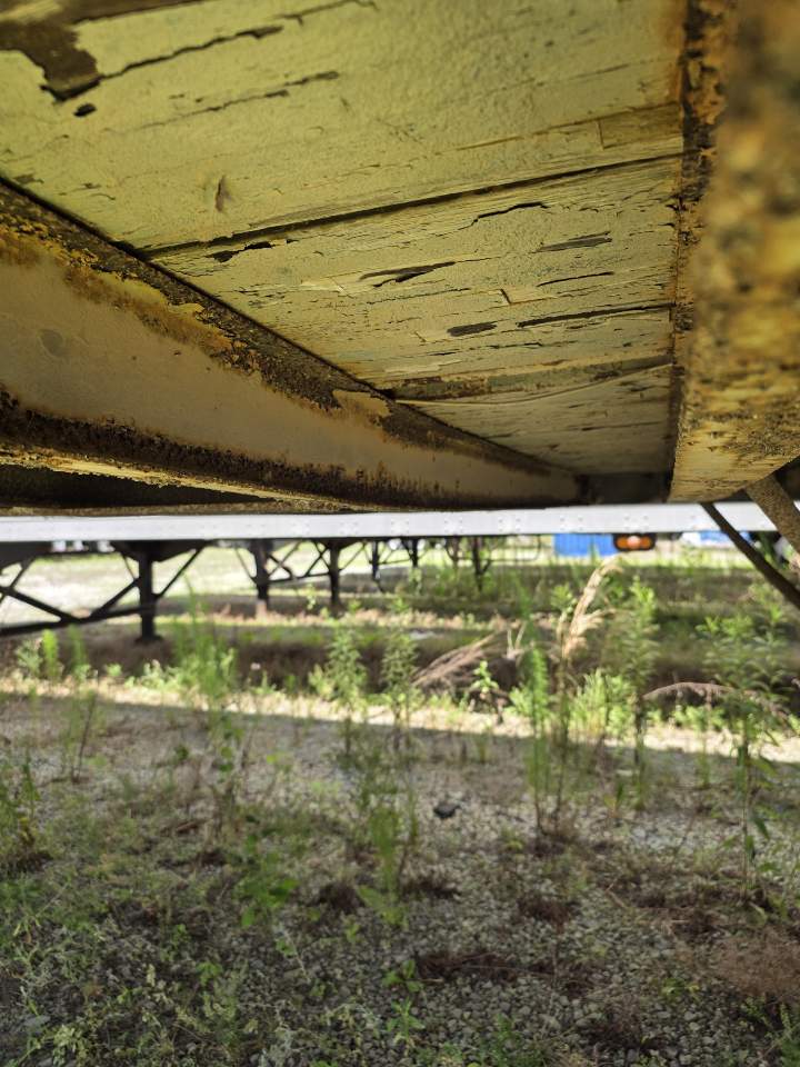4702 | used 48' dry van trailer