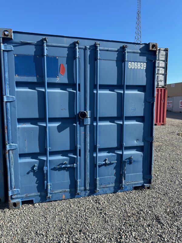 606839 | 20' shipping container (cargo worthy)