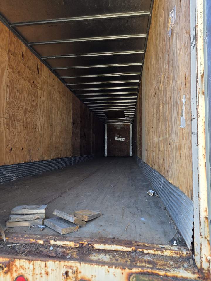 6136 | used 48' dry van trailer (copy)