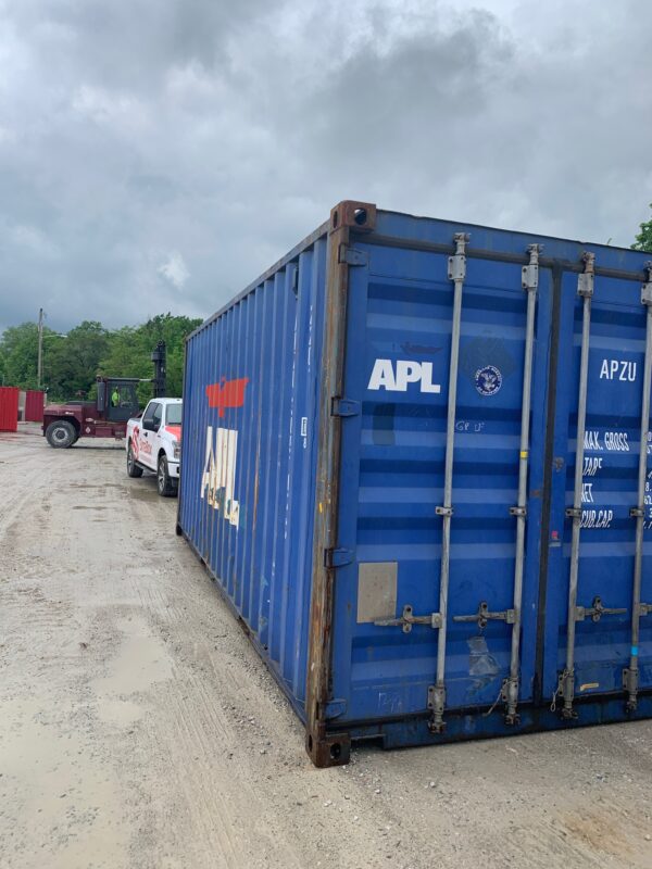 apzu365162 2 20' container (cargo worthy)