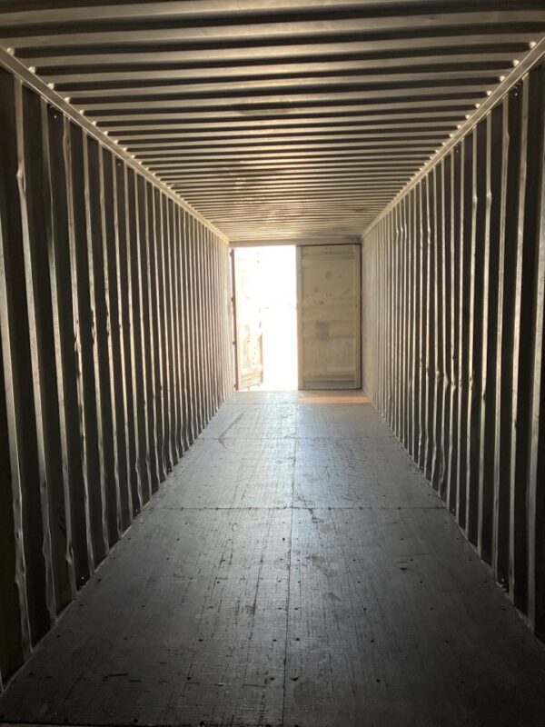 caiu853108 9 | 40' high cube shipping container (cargo worthy) (copy)