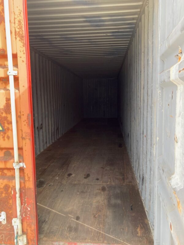 caiu 826721 1 | 40' high cube shipping container (cargo worthy)