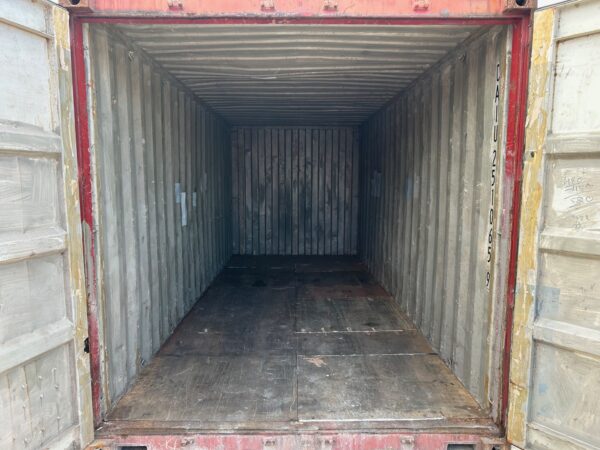 caiu251065 9 | 20' shipping container (cargo worthy)