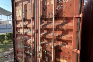 caiu862033 4 | 40' high cube shipping container (cargo worthy)
