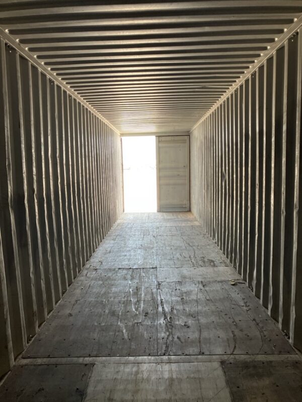 caiu853108 9 | 40' high cube shipping container (cargo worthy) (copy)