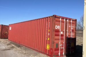 caiu913913 3 | 40' high cube shipping container (cargo worthy)