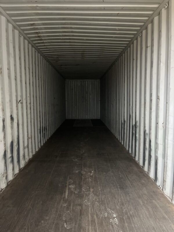 caiu877364 7 | 40' high cube shipping container (cargo worthy) (copy)