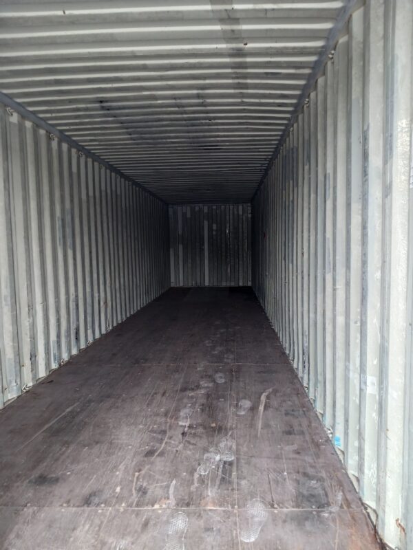 caxu 746842 4 | 40' container (cargo worthy)