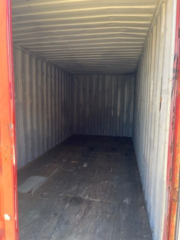 caxu314313 8 20' container (cargo worthy)