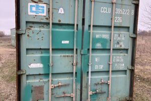 cclu395222 8 20' container (cargo worthy)
