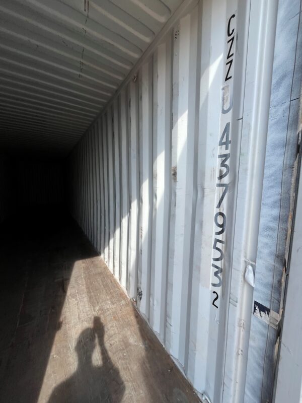 czzu437953 2 | 40' high cube shipping container (cargo worthy)