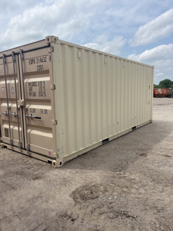 eqpu214632 4 w/ lock box | 20' shipping container (one trip)