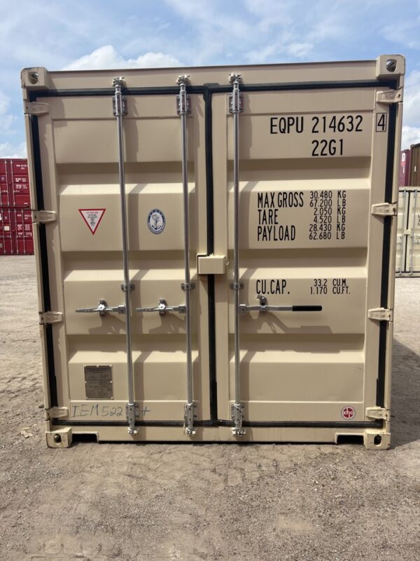 eqpu214632 4 w/ lock box | 20' shipping container (one trip)