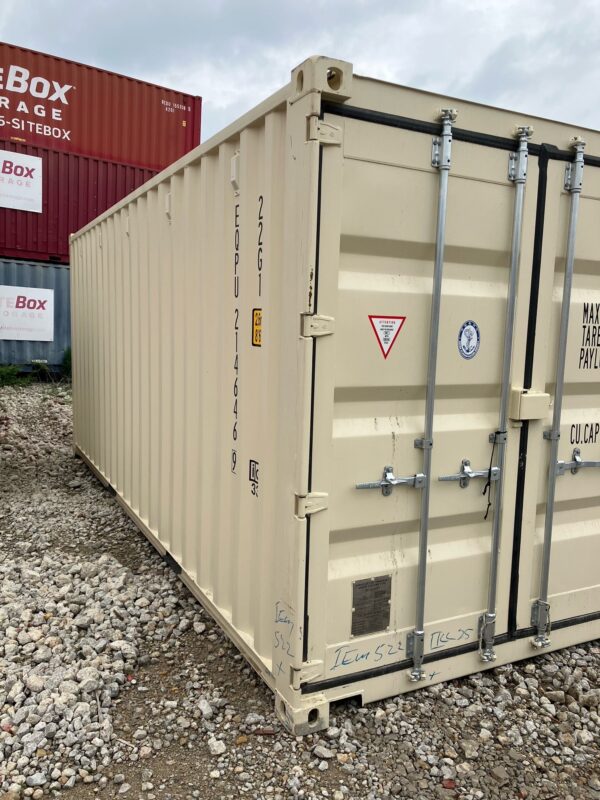 eqpu214646 9 w/ lock box | 20' shipping container (one trip)