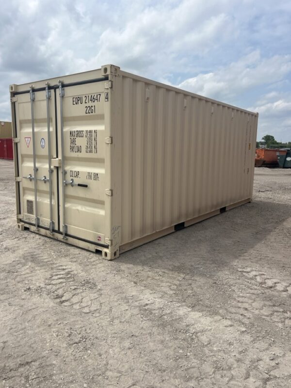 sleu238511 9 w/ lock box | 20' shipping container (one trip) (copy)