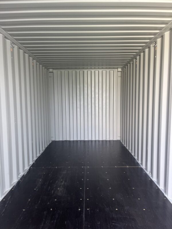 eqpu214734 1 w/ lock box | 20' shipping container (one trip)
