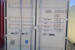 eqpu215395 6 w/ lock box | 20' shipping container (one trip) (copy)