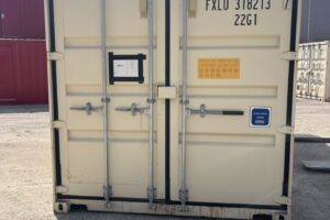 cddu904211 6 w/ lock box | 20′ double door, shipping container (iicl) (copy)