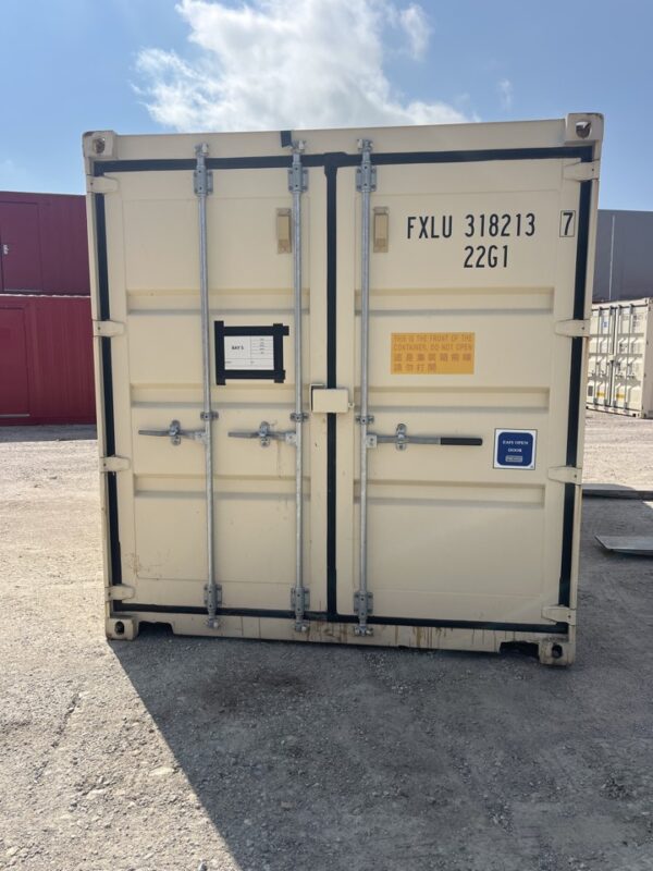 cddu904211 6 w/ lock box | 20′ double door, shipping container (iicl) (copy)