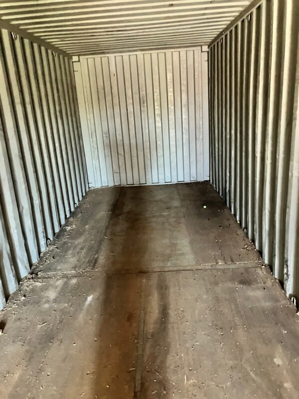 gstu661857 9 | 40' high cube shipping container (cargo worthy)