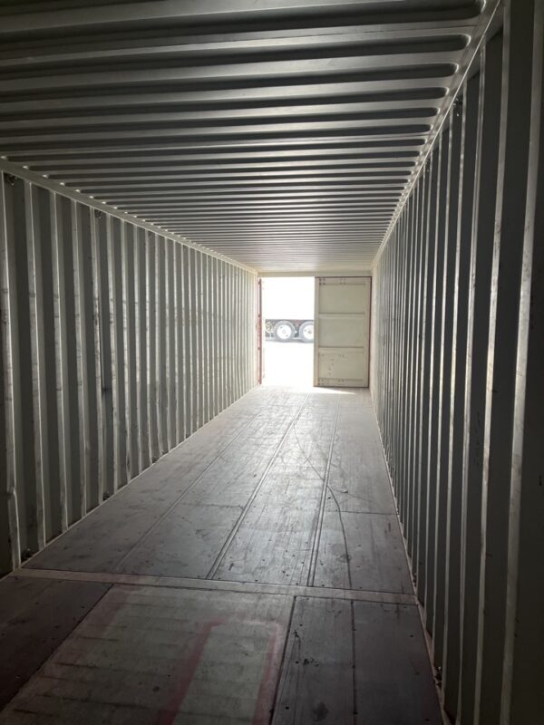 kkfu 171770 9 | 40' shipping container (cargo worthy)