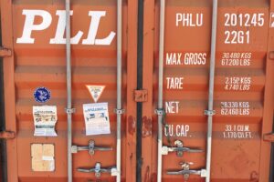 gldu559962 8 20' container (cargo worthy) (copy)