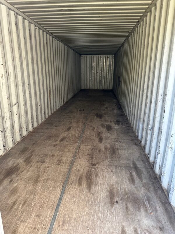 caiu 407229 5 | 40' shipping container (cargo worthy) (copy)