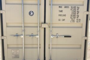 sleu 236367 6 w/ lock box | 20' shipping container (one trip) (copy)