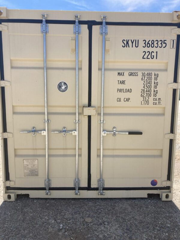 sleu 236367 6 w/ lock box | 20' shipping container (one trip) (copy)