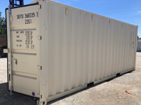 sleu 236367 6 w/ lock box | 20' shipping container (one trip) (copy)