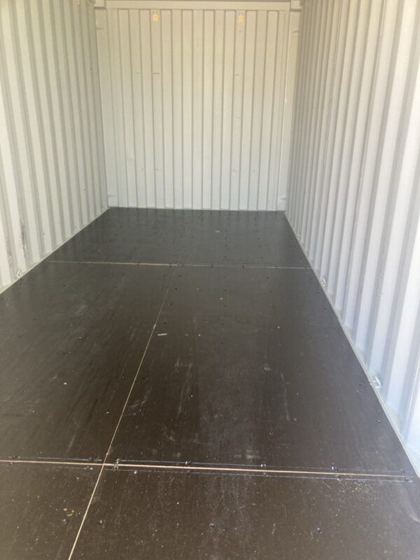 sleu 236367 6 w/ lock box | 20' shipping container (one trip) (copy)