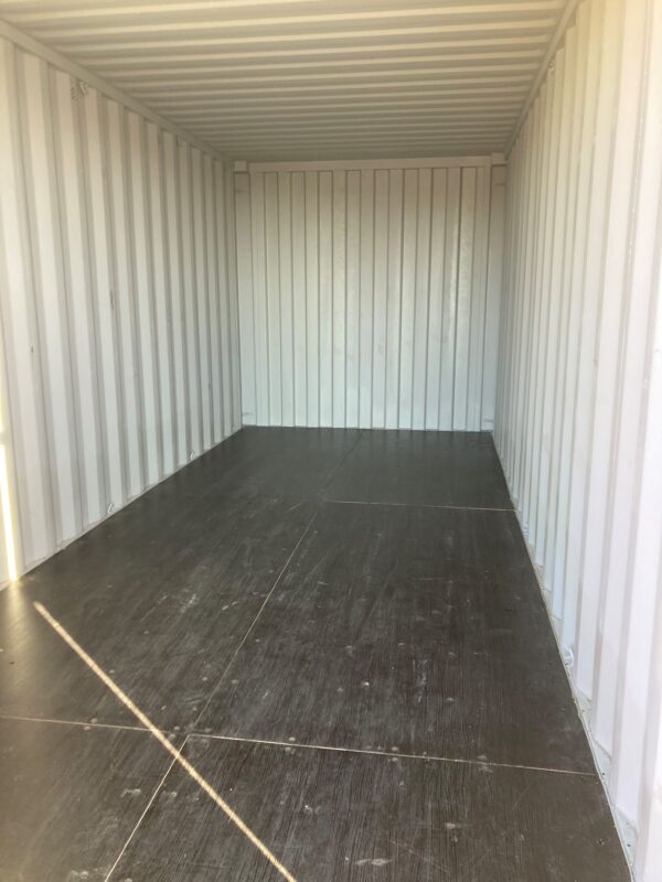 sleu235499 3 w/ lock box | 20' shipping container (one trip)