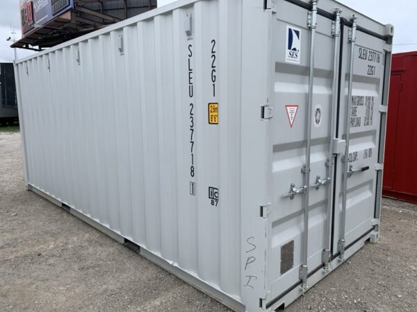 sleu237718 1 w/ lock box | 20' shipping container (one trip)