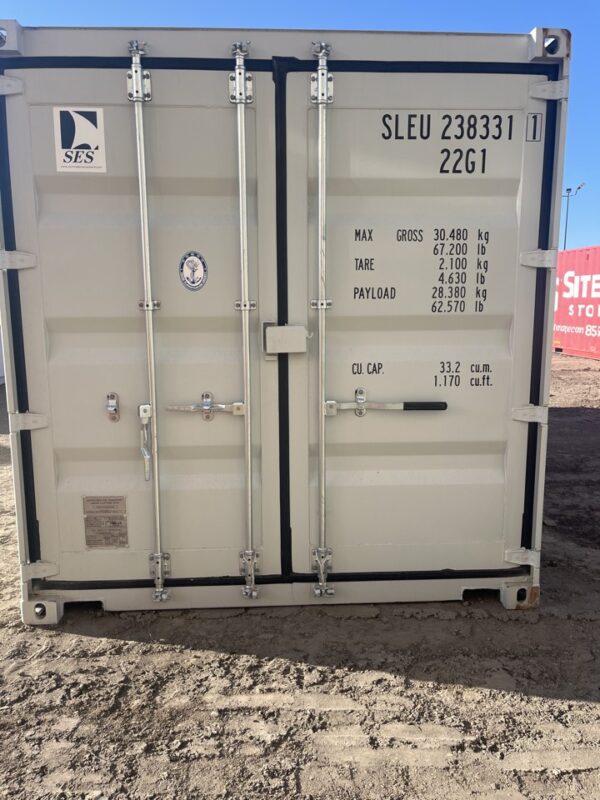 accu231772 2 w/ lock box | 20' shipping container (one trip) (copy)