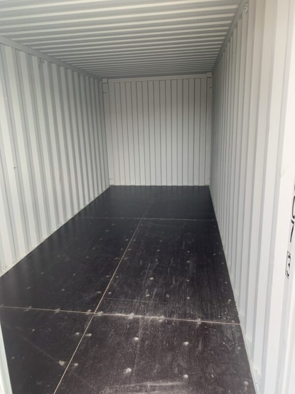 sleu243607 3 w/ lock box | 20' shipping container (one trip)