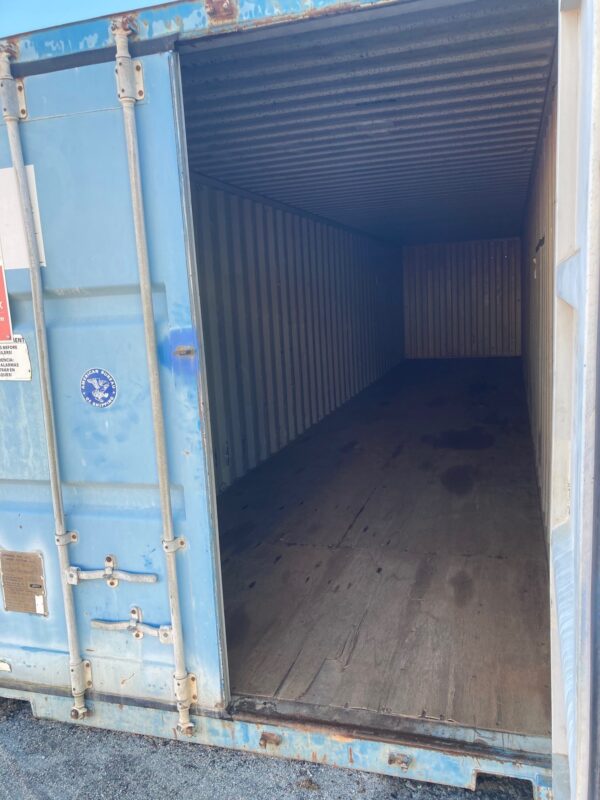 spku 402357 1 | 40' shipping container w/ lock box (cargo worthy)