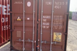 tcnu767315 9 | 40' high cube shipping container (cargo worthy)