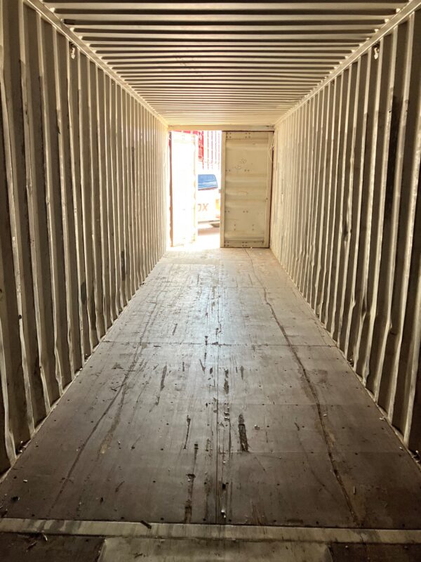 tcnu811441 1 | 40' high cube shipping container (cargo worthy)