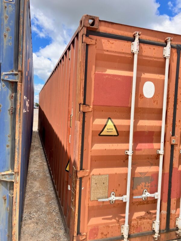 ttnu445601 8 | 40' shipping container (cargo worthy)