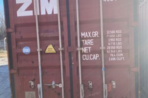 zcsu 846679 9 | 40' high cube shipping container (cargo worthy)