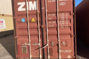 zcsu 848924 3 | 40' high cube shipping container (cargo worthy)