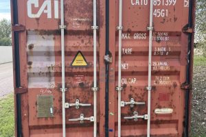 aphu663123 1 | 40' high cube shipping container (cargo worthy) (copy)