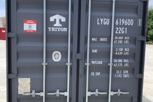 sleu254562 3 w/ lock box | 20' shipping container (one trip) (copy)